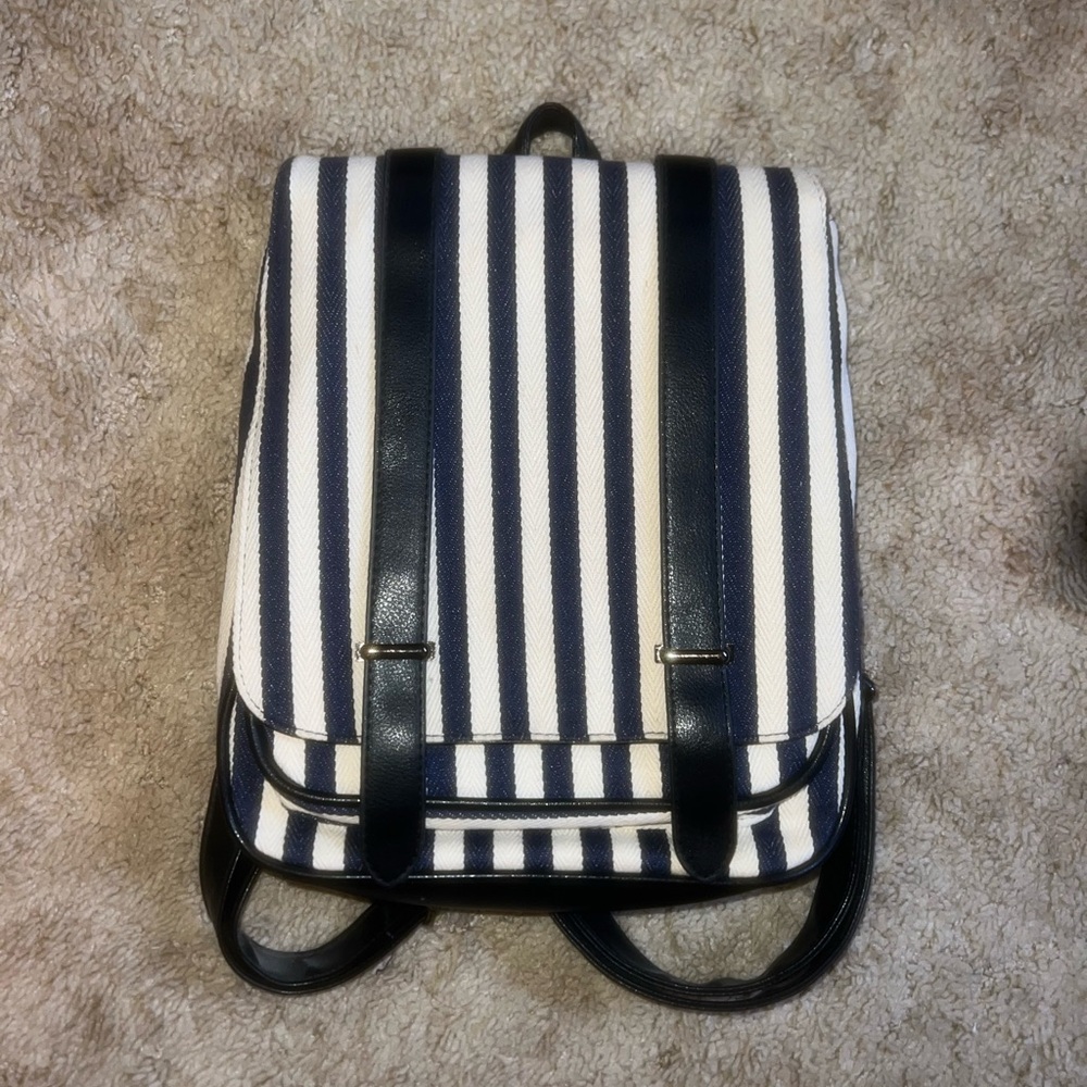 STYLISH BACKPACK - NAVY SAILOR STRIPES AND LEATHER STRAPS
